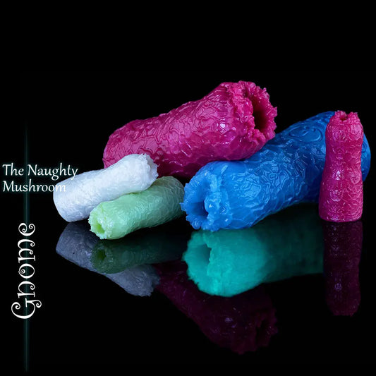 Assortimento di masturbatori Gnome in silicone fatti a mano in colori fantasy personalizzati rosa, blu, verde e bianco