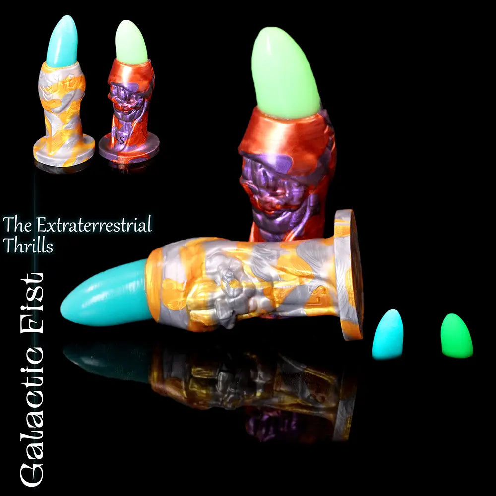 Galactic Fist fantasy silikondildo i Episk och Legendarisk färger med alien sci-fi design och lysande tips