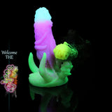 Dildo fantasy Chaos in silicone testurizzato con tentacoli, denti e dettagli da creatura in silicone multicolore luminoso