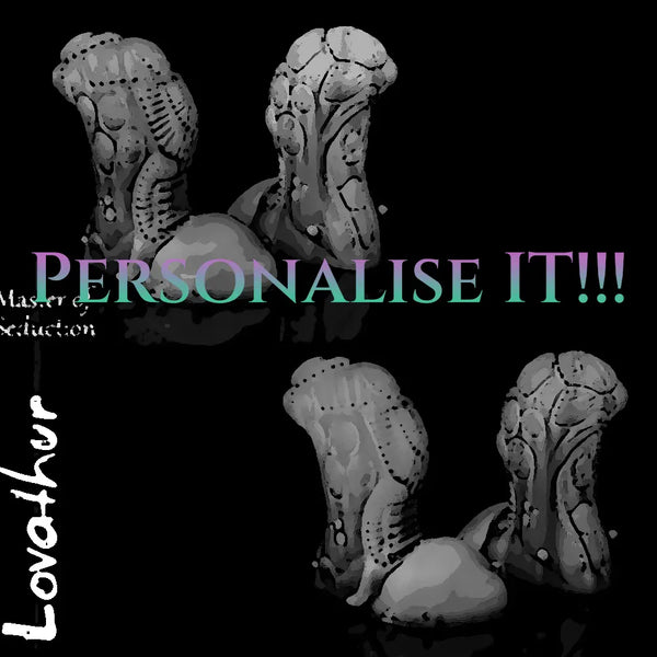 Lovathur-fantasydildo op maat met de tekst ‘Personalise It’, als voorbeeld van een personaliseerbaar siliconen alienspeeltje van Love Smiths.
