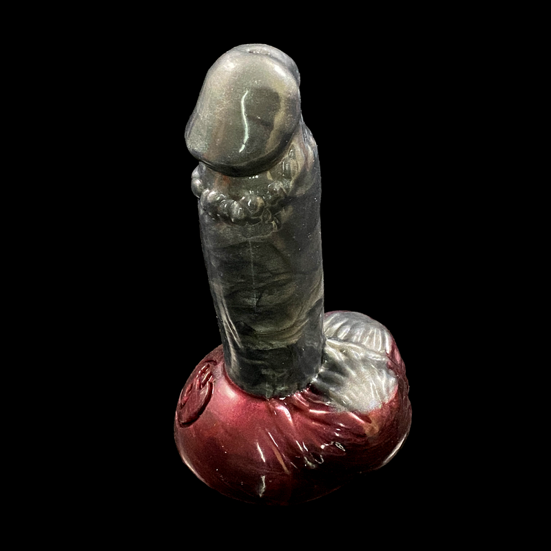 Utgången gammal modell: medelstor människodildo med sugkopp