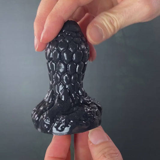 Super-Mjuka Herculean Fantasy Dragoness Eggs