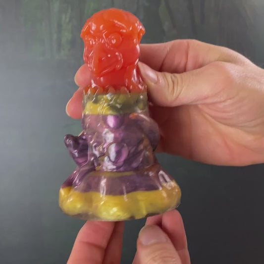 FLOP: uit productie – fantasy-stressbal: uitkomende dinosaurus