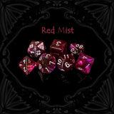 Set de dés en acrylique Red Mist au design de brume fantasy cramoisie et blanche