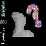 Opzione colore Surprise per dildo fantasy Lovathur, con grafica a punto interrogativo che indica selezione casuale del colore da Love Smiths.